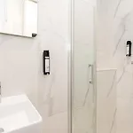 Reva 公寓式酒店
