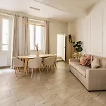 公寓式酒店 Reva