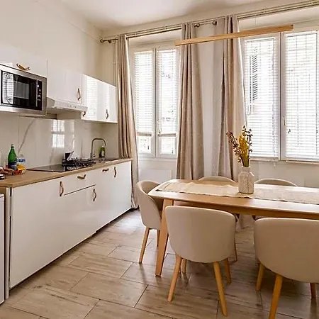 Reva Aparthotel