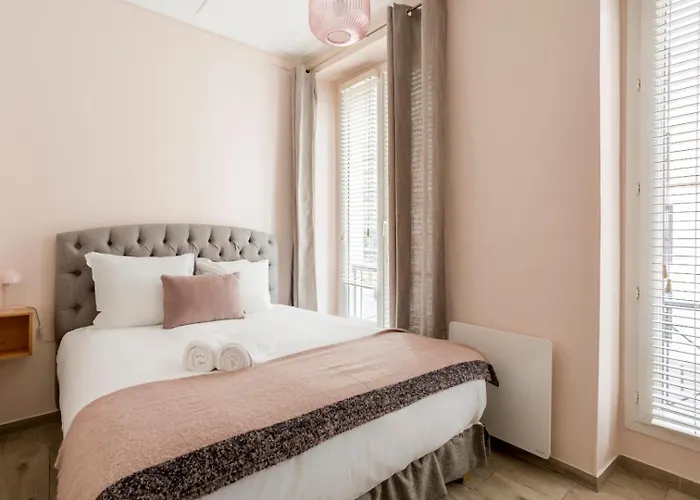 Reva 4* Paris