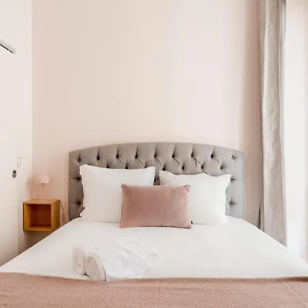 Reva Apartahotel