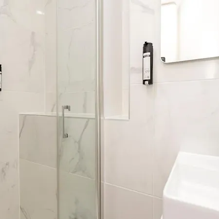 Reva 4* París